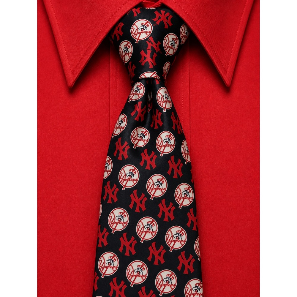 RM Sport New York Yankees MLB Baseball Logo Necktie Black Red Mens‎ Tie